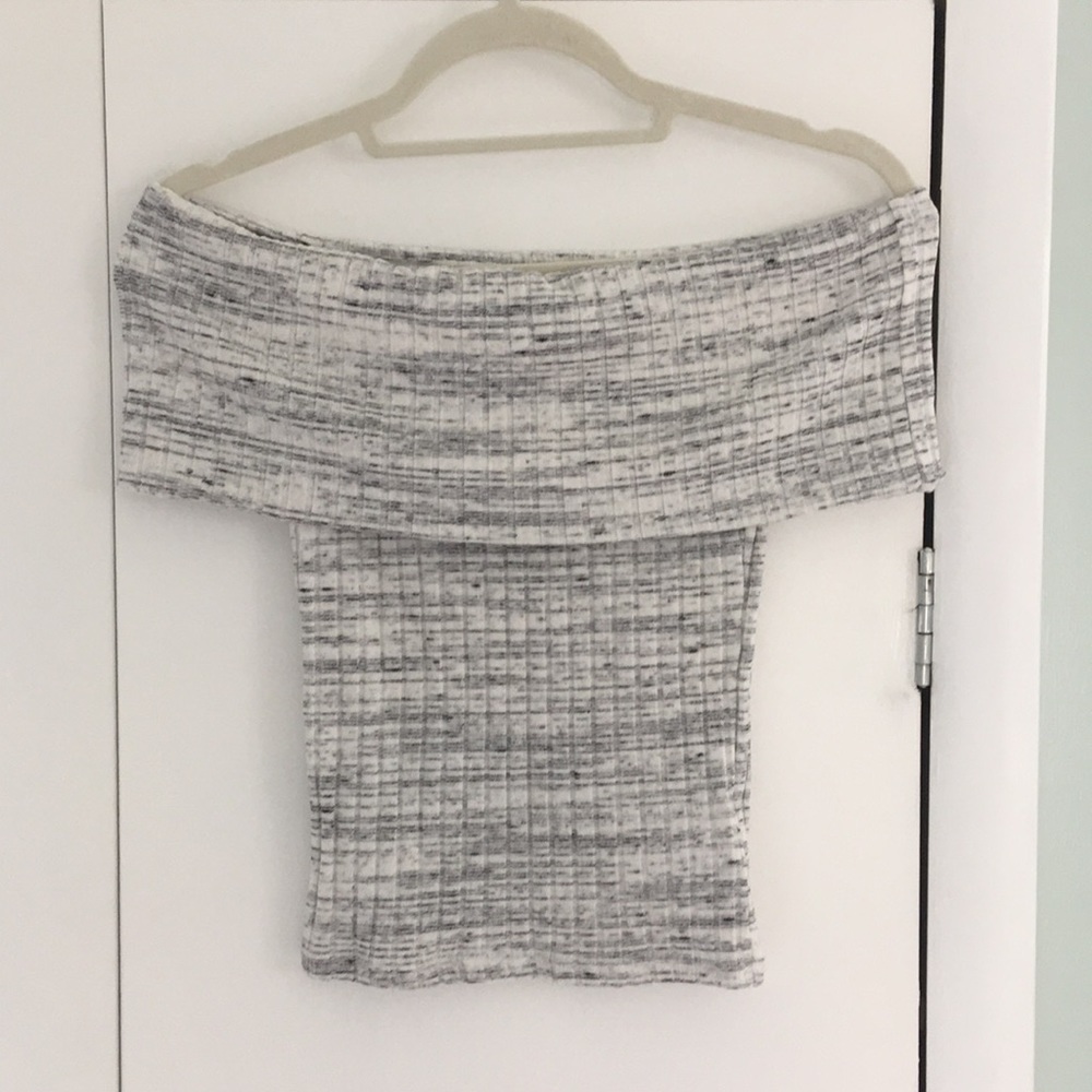 Express Off the shoulder top